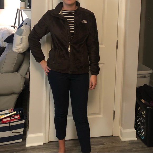 Brown fuzzy Northface - Picture 4 of 4